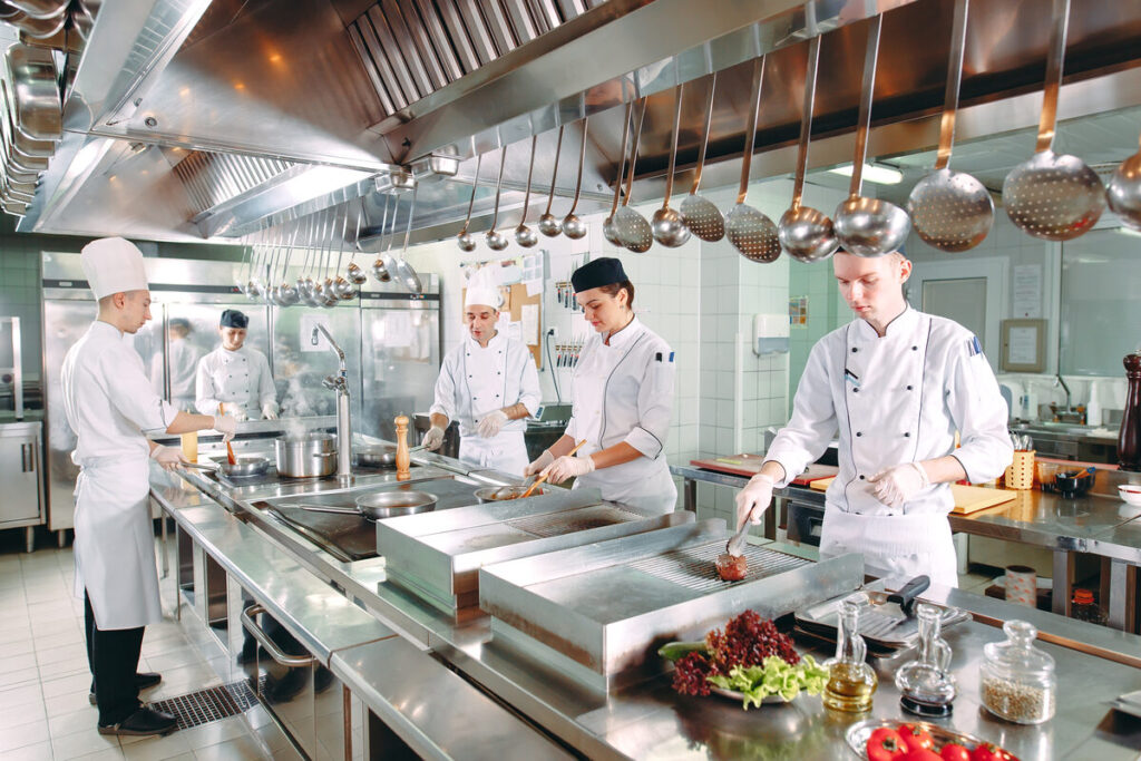 A Food Lover’s Guide to Country Club Acres North: Delray Beach’s Hidden Culinary Gem